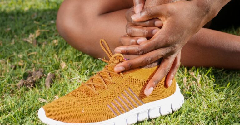 conseils essentiels pour les débutants en course à pied afin de prévenir les blessures et courir en toute sécurité.