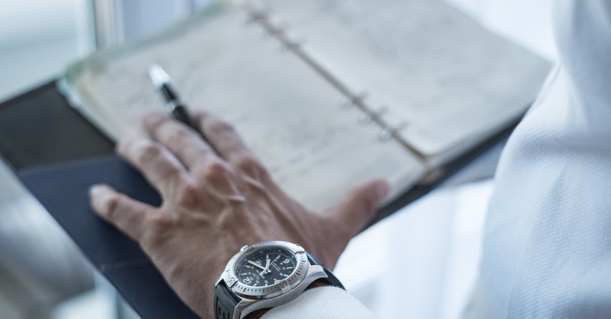 découvrez des stratégies efficaces de gestion du temps pour améliorer votre productivité et équilibrer vie professionnelle et personnelle.