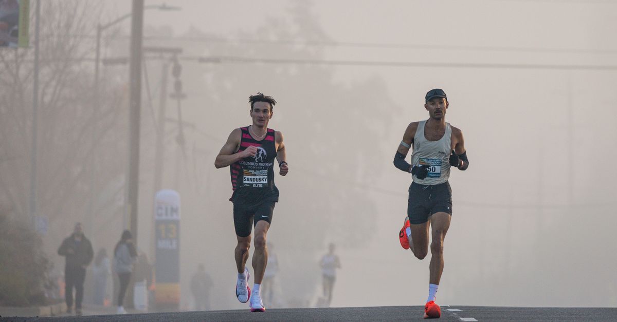 préparez-vous efficacement pour votre semi-marathon avec notre guide d'entraînement complet, adapté à tous les niveaux pour atteindre vos objectifs.