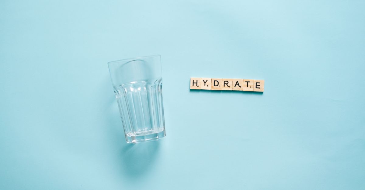 découvrez l'importance de l'hydratation pour votre santé, des conseils pratiques pour bien vous hydrater au quotidien et les bienfaits essentiels de l'eau.