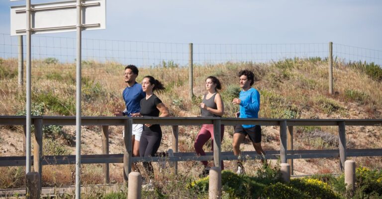 découvrez notre sélection de groupes de running pour tous niveaux, parfaits pour partager votre passion de la course à pied et progresser ensemble.