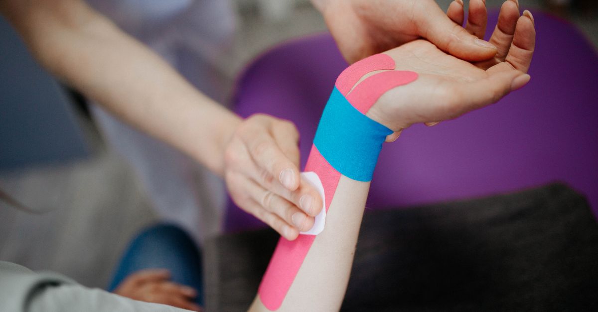conseils et techniques efficaces pour prévenir les blessures en course à pied et optimiser vos performances en toute sécurité.