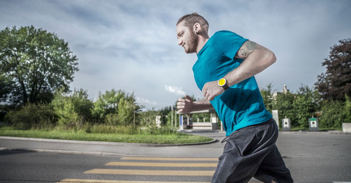 découvrez la montre gps running idéale pour suivre vos performances, améliorer votre entraînement et optimiser vos courses avec précision et confort.