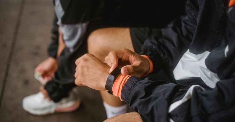 montre gps de running : suivez votre performance, distance et rythme en temps réel pour améliorer vos entraînements de course à pied.