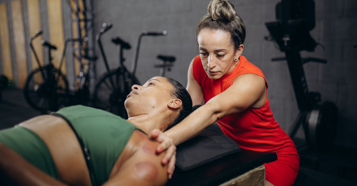 découvrez des techniques efficaces de renforcement musculaire pour améliorer votre force, endurance et santé globale.