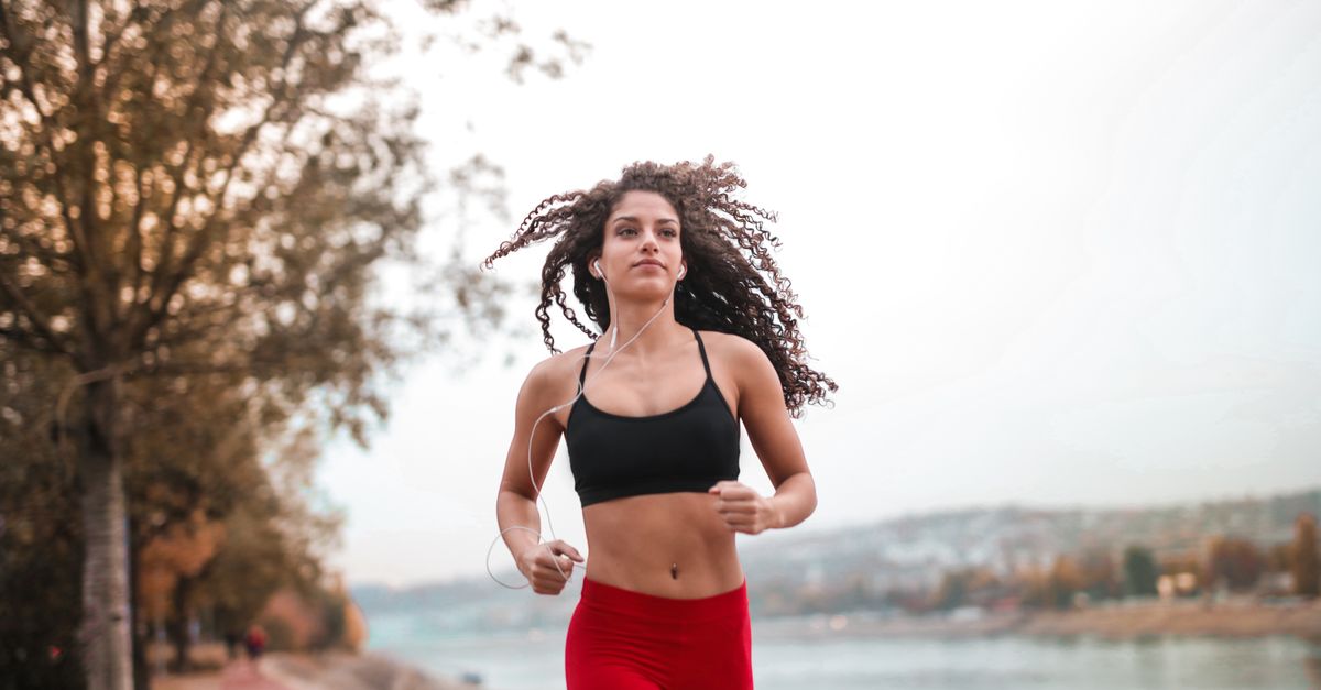 découvrez comment la course à pied impacte le système cardiovasculaire et améliore la santé du cœur grâce à ses bienfaits physiologiques.