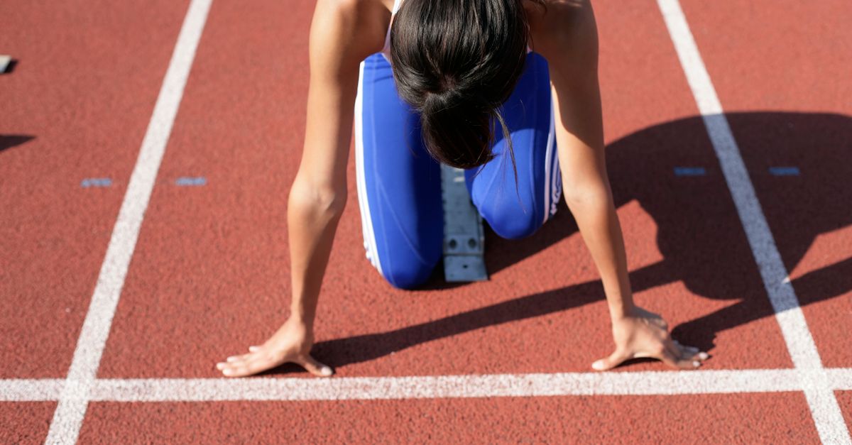 découvrez comment adopter une posture de course optimale pour améliorer vos performances, prévenir les blessures et courir plus efficacement.