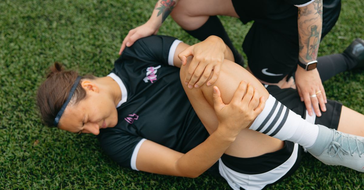 découvrez comment courir en toute sécurité avec des blessures, conseils pour adapter votre entraînement et favoriser une récupération efficace.
