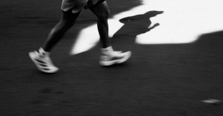 découvrez tout sur le running : conseils, entraînements, équipements et bienfaits pour améliorer votre course à pied et atteindre vos objectifs.