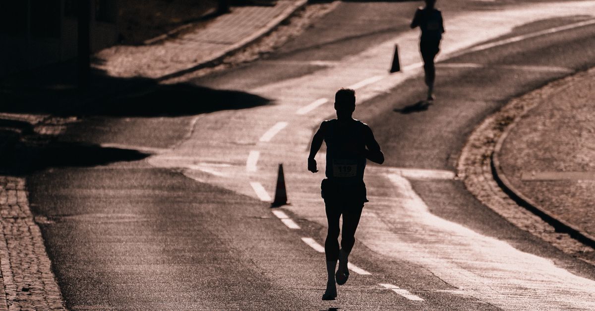 améliorez vos performances en course à pied grâce à nos conseils et techniques efficaces pour progresser rapidement.