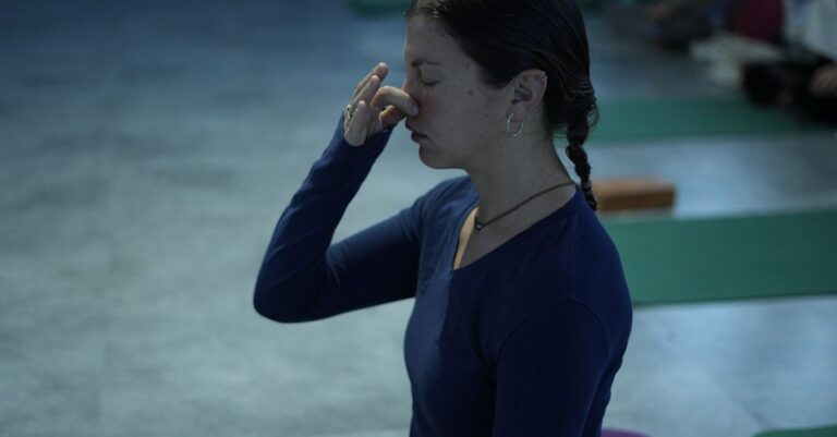 découvrez des techniques efficaces de contrôle de la respiration pour améliorer votre bien-être, votre concentration et vos performances au quotidien.