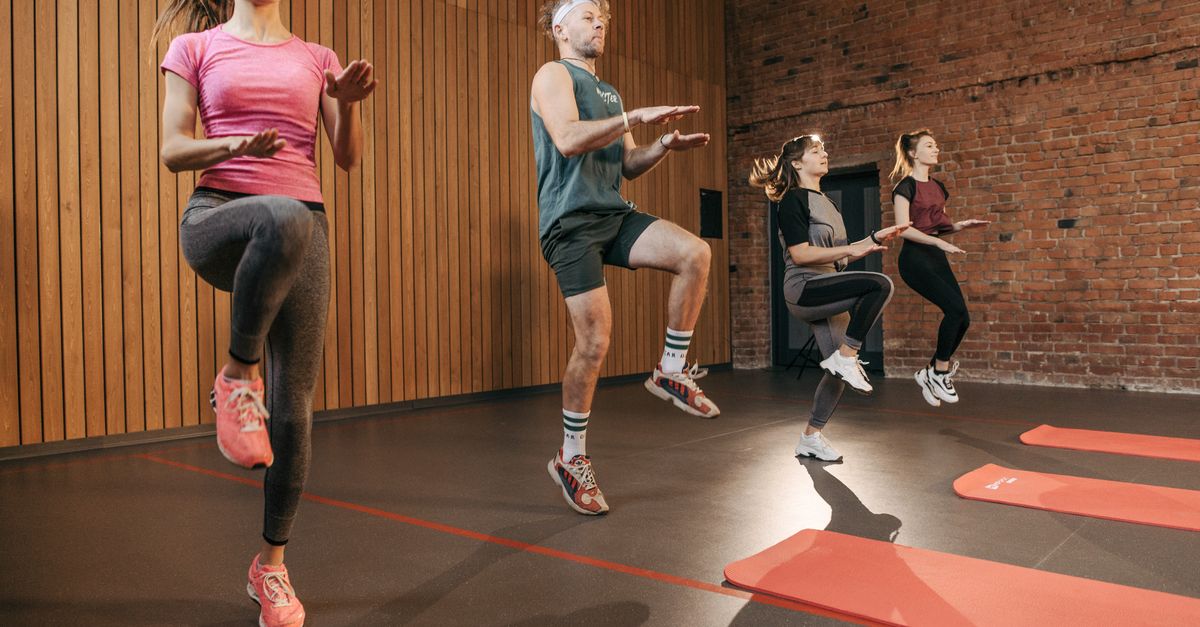 découvrez les bienfaits de l'interval training, une méthode d'entraînement efficace combinant périodes d'effort intense et récupération pour améliorer votre endurance et brûler des calories rapidement.