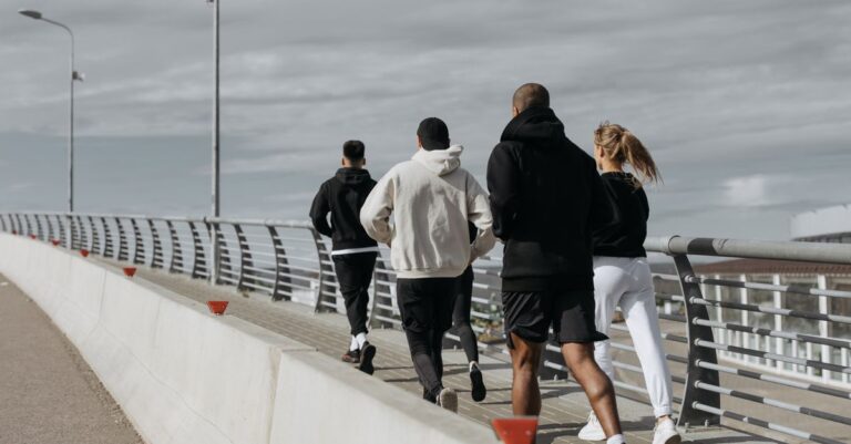 découvrez nos conseils de running pour améliorer votre endurance, éviter les blessures et optimiser vos performances de course à pied.